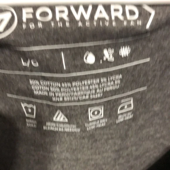 Philadelphia Flyers NHL T-Shirt Women’s Large - Picture 2 of 4